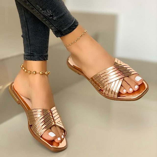 Ladies Slippers Beach Summer Shoes 2020 New Women Slip on Bling Gold Flat Slides Outdoor Shoes Female Casual Sandals Plus Size