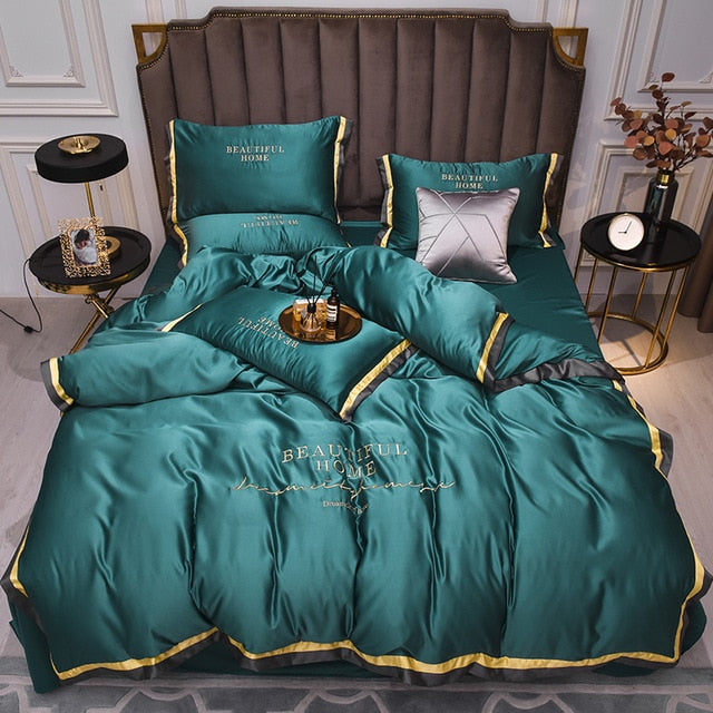 Luxury Bedding Set With Silk Embroidery